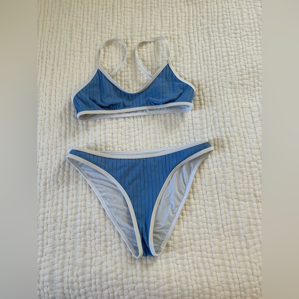 SOLID & STRIPED THE RACHEL BIKINI 🩵🤍 Size S - Picture 4 of 11